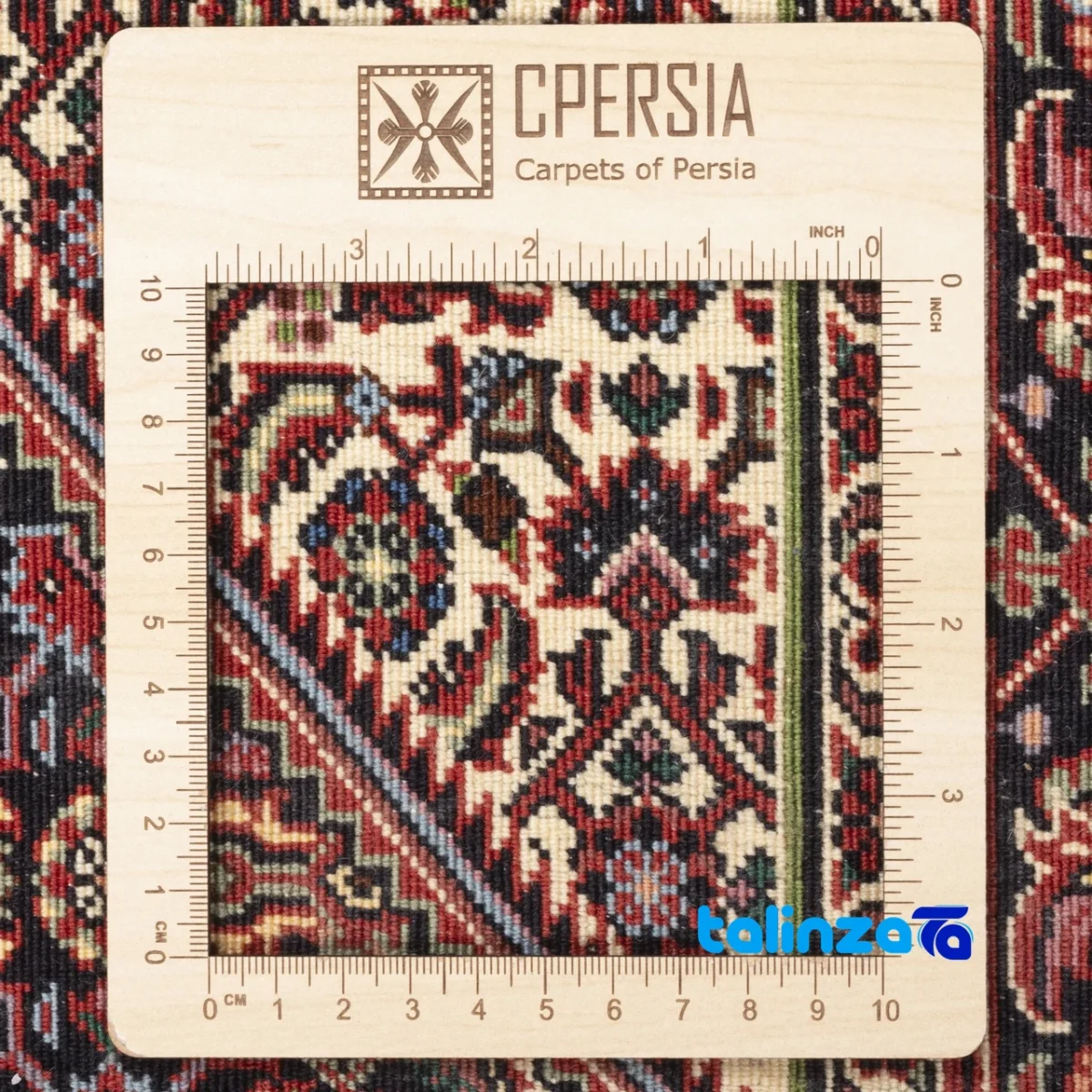 C Persia Handwoven Carpet Red pile texture close-up (Detail view)