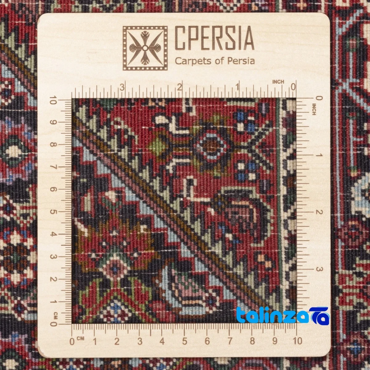 Persia Handwoven Rug Traditional Design Red pile texture close-up (Detail view)
