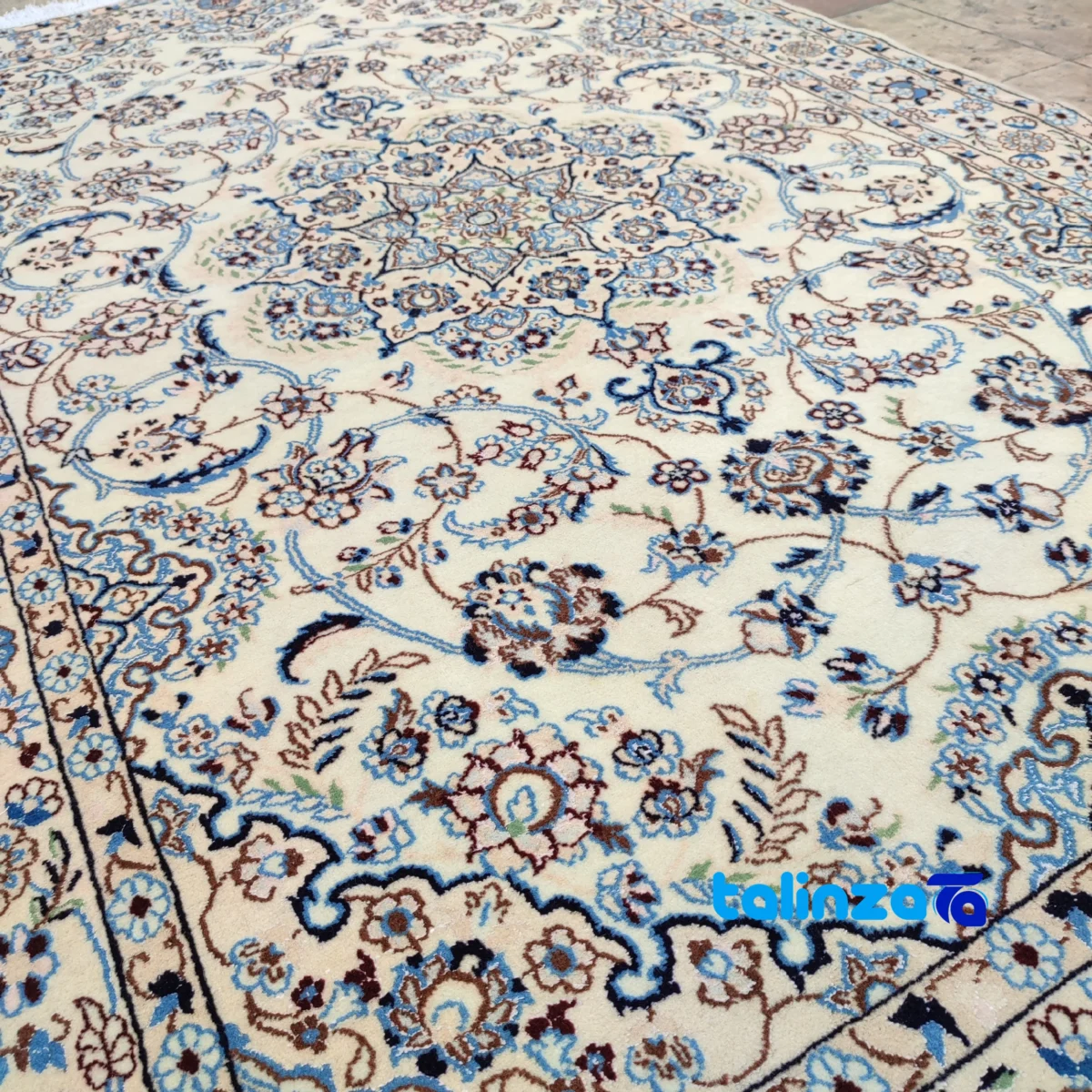 Weave close-up of Hirad Handwoven Area Rug Elegant Design material and craftsmanship