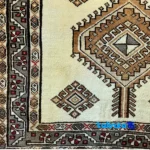 Weave close-up of Shiraz Handmade Carpet Geometric Design Cream material and craftsmanship