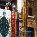 Edge view of C Persia Handwoven Carpet Wall Art Cairo Market border and finishing