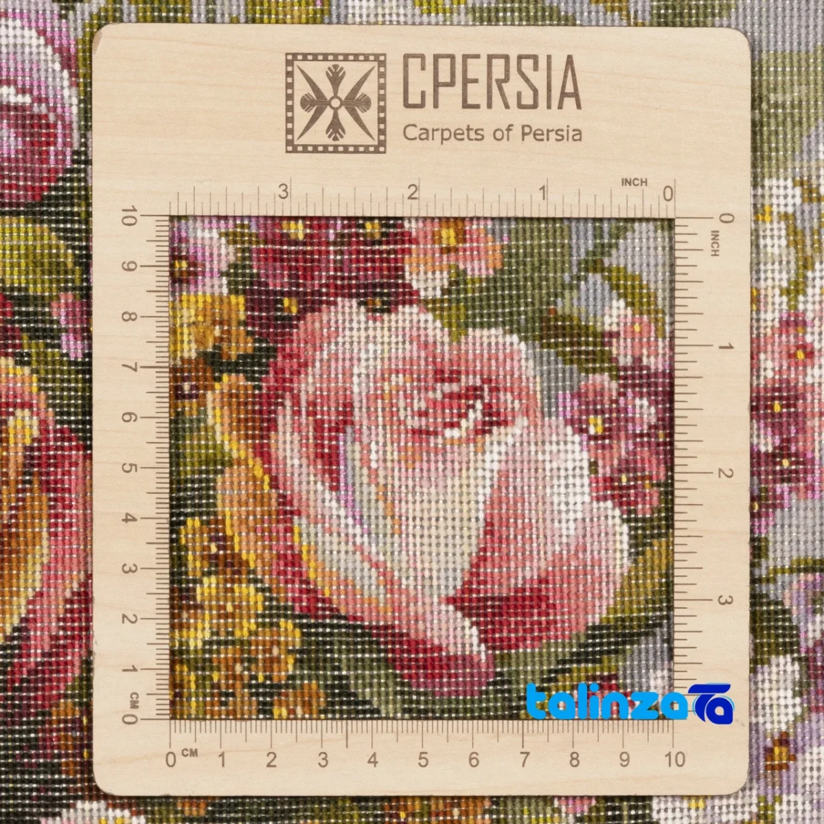 Detail view of Si Persia Handwoven Tapestry Floral Design finish and material