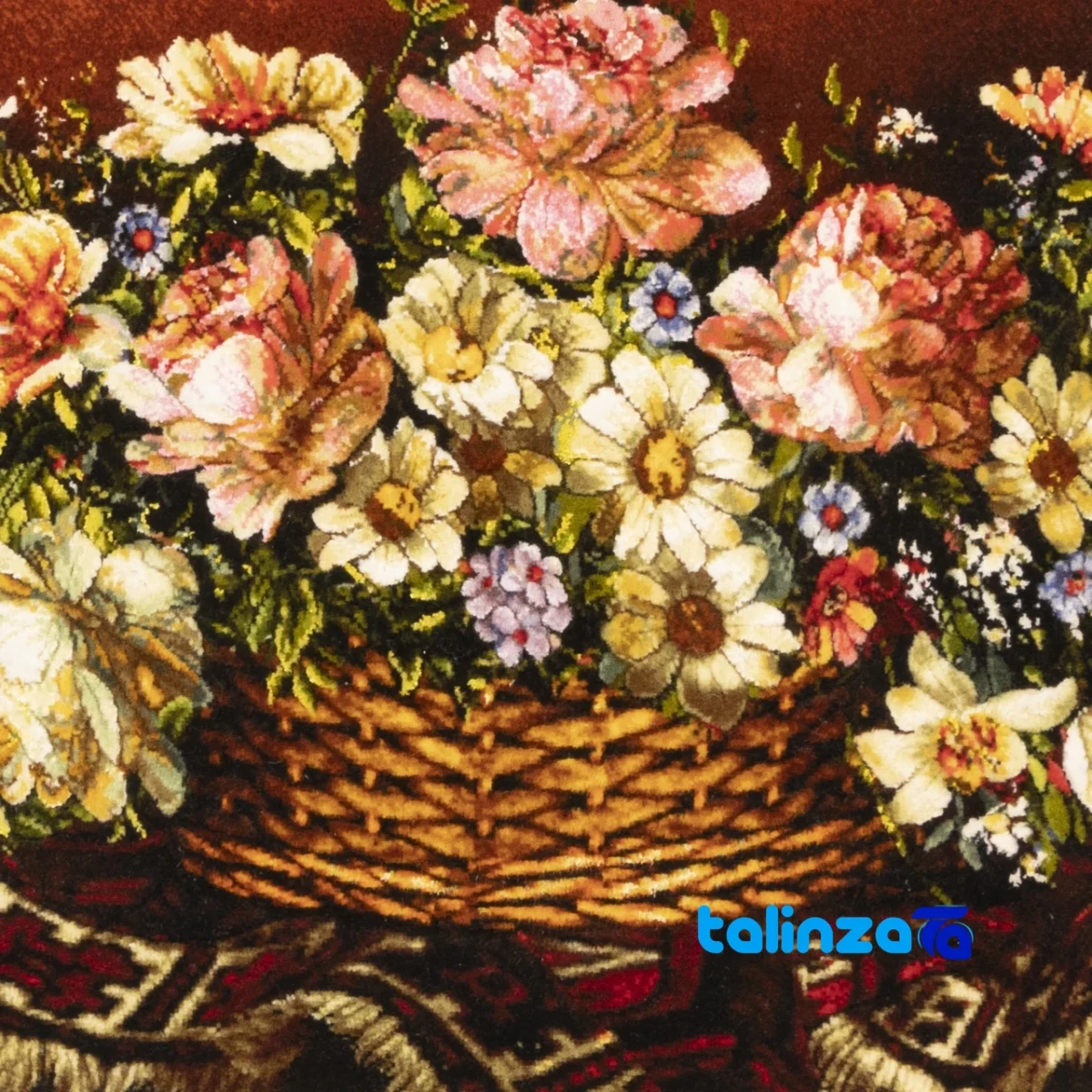 Edge view of Si Persia Handwoven Carpet Floral Basket Art border and finishing