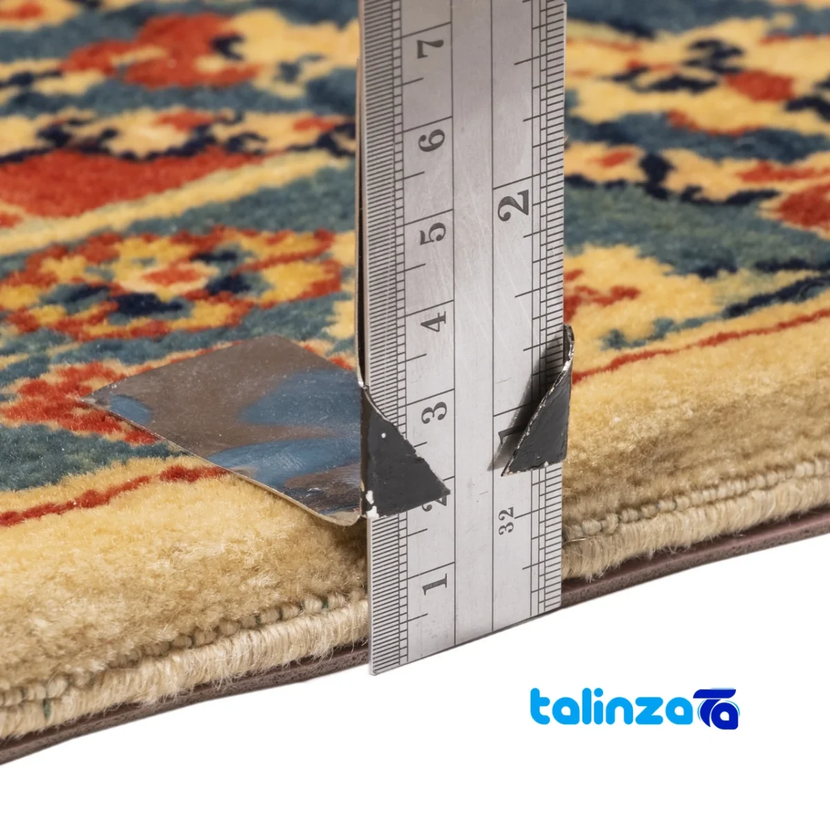 Corner detail of C Persia Handwoven Rug Elegant Design binding and edges