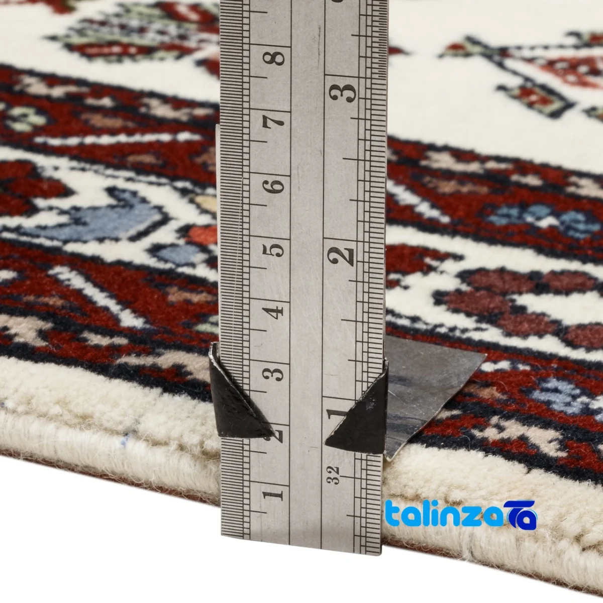 C Persia Handwoven Rug Elegant Design - Edge view showing border and finishing