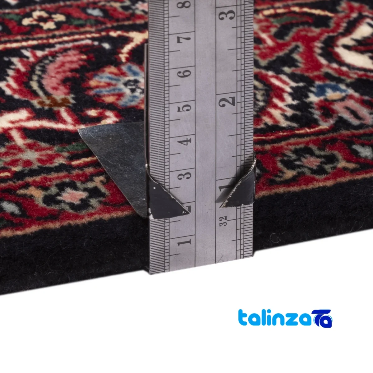 C Persia Handwoven Carpet Luxurious Design border and finishing (Edge view)