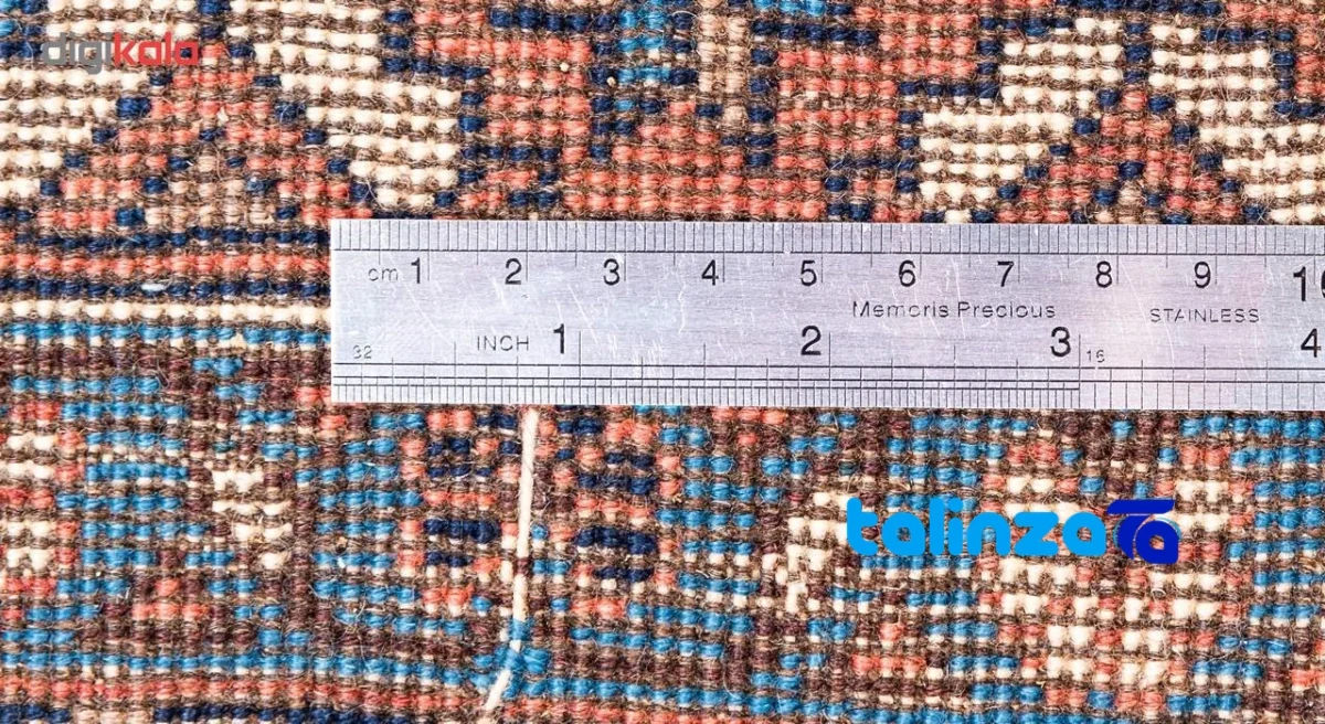 C Pershia Handwoven Carpet Elegant Design binding and edges (Corner detail)