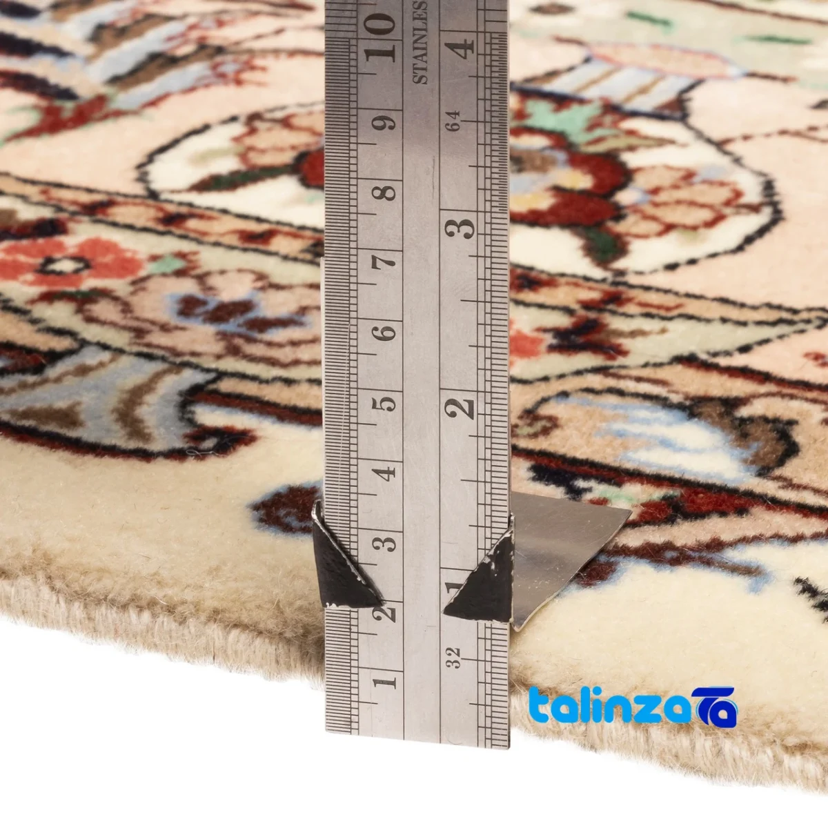 C Persia Handwoven Rug Elegant Design border and finishing (Edge view)