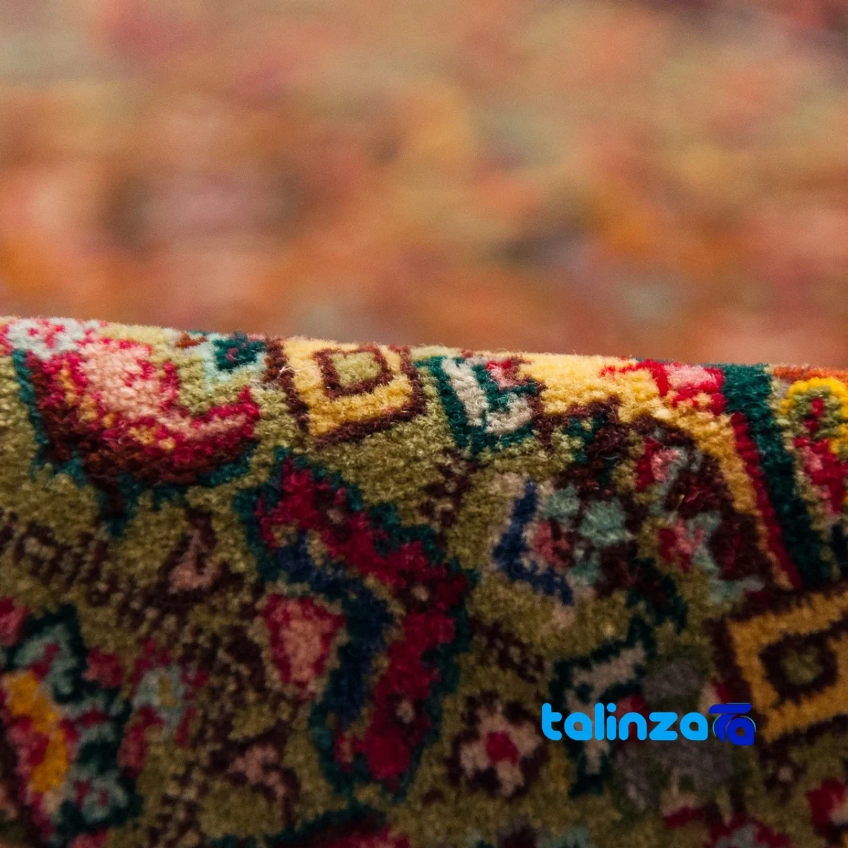 Si Persia Handwoven Rug Elegant Design 89x58x1 cm - In-room view showing room styling and scale