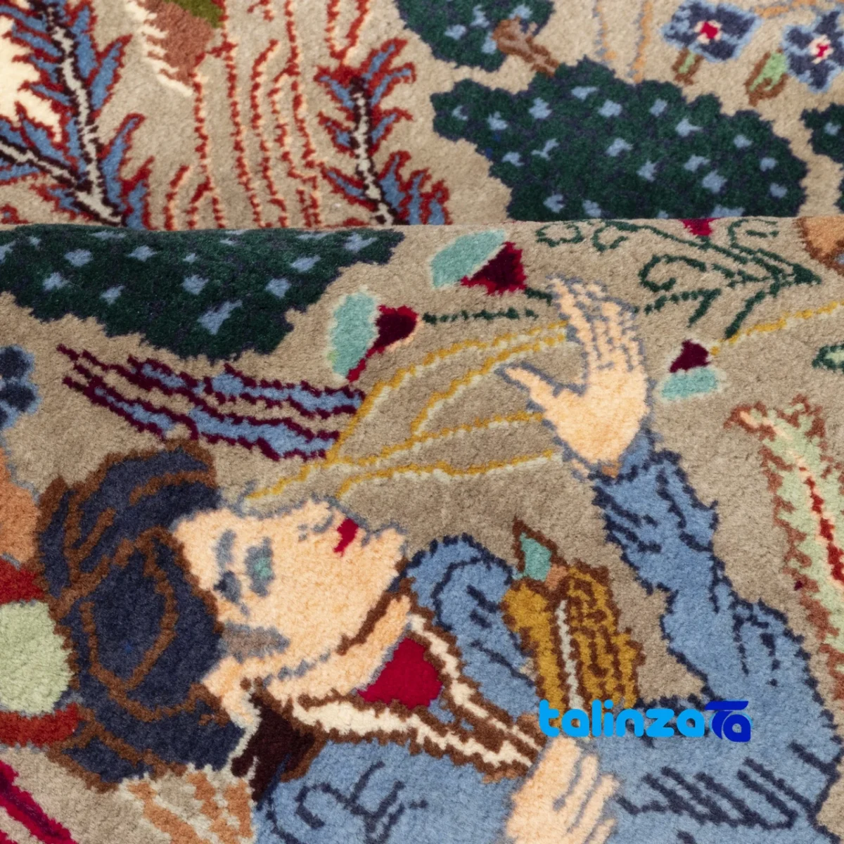 Si Persia Handwoven Rug Colorful Design floor placement example (Room setting)