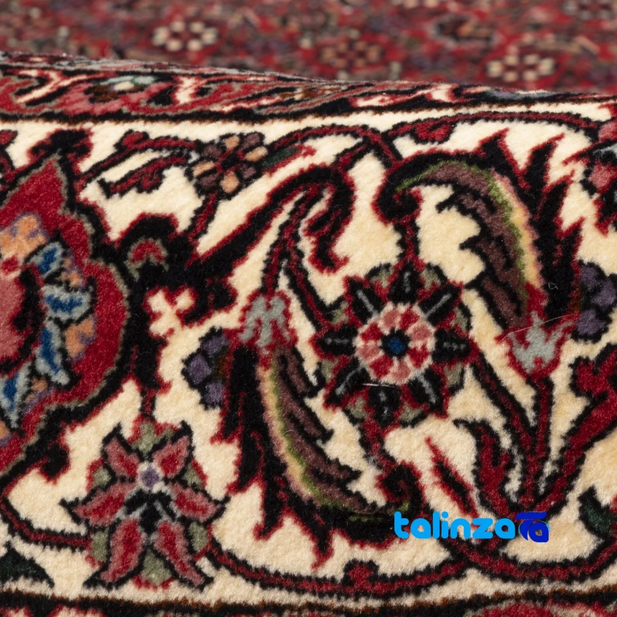 In-room view of Si Persia Handwoven Carpet Circular Design Red 204x204 cm room styling and scale