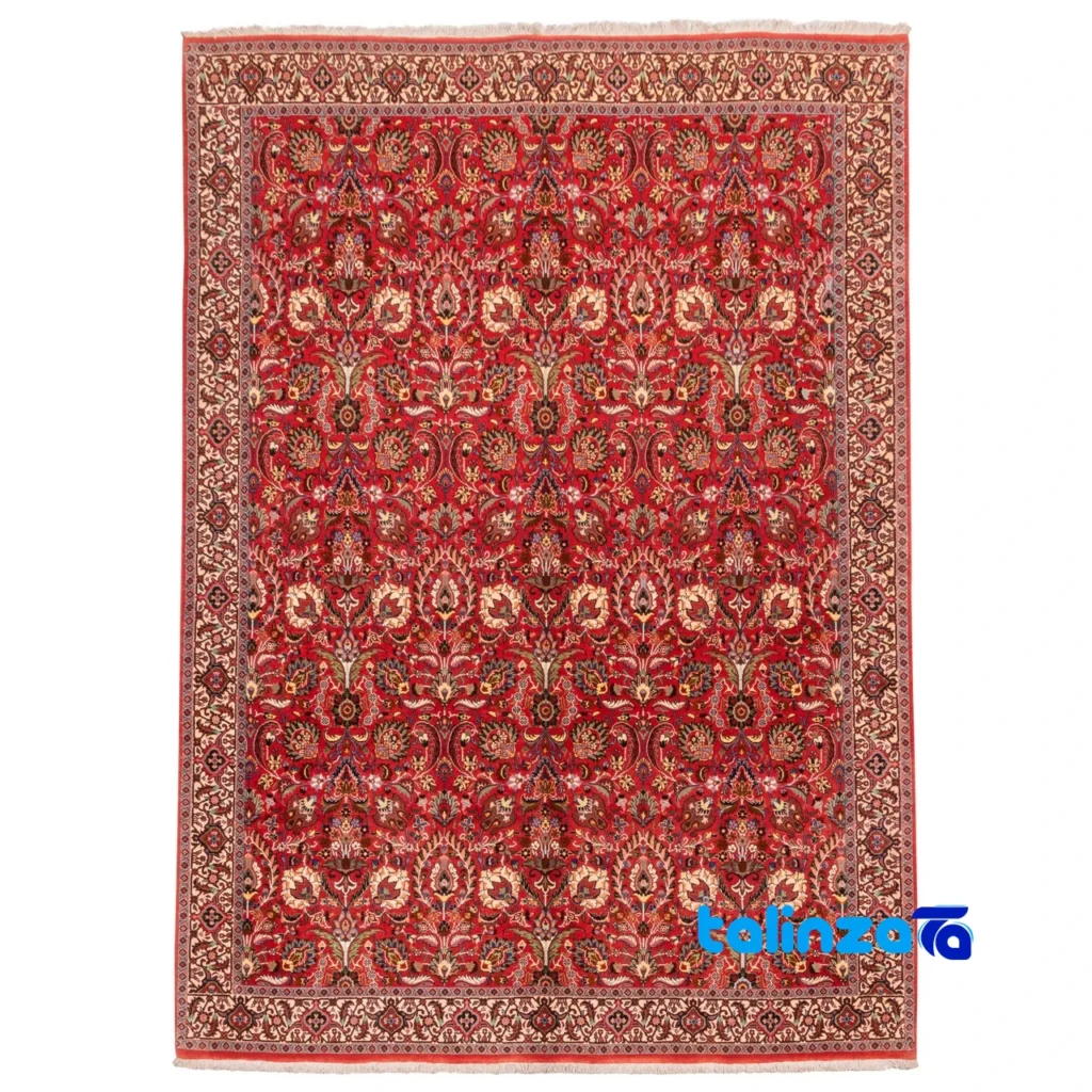 Vintage vs Contemporary Persian Rugs - Si Persia Handwoven Carpet Elegant Red Design pattern and color tone (Top view)